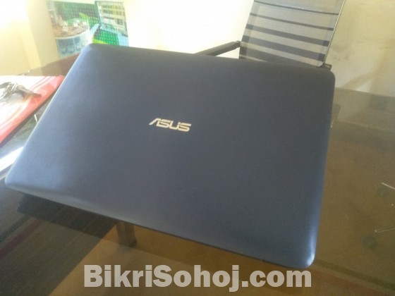 Asus black